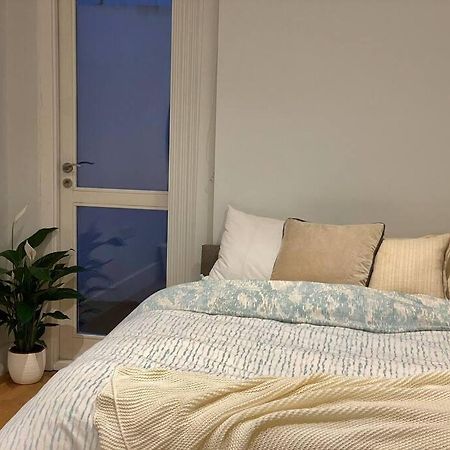 2Bdr Modern Apartment In Hammersmith West 런던 외부 사진