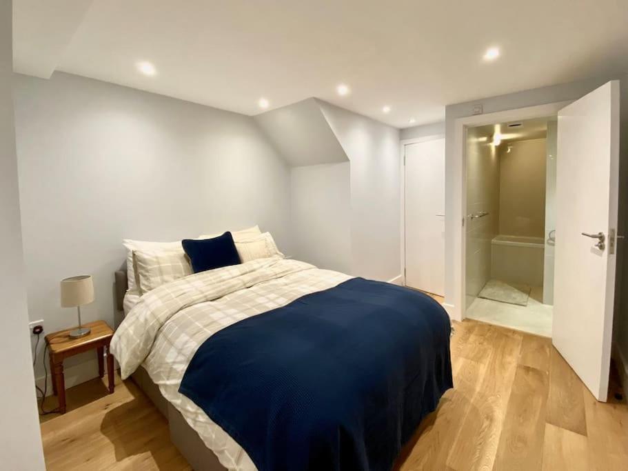 2Bdr Modern Apartment In Hammersmith West 런던 외부 사진