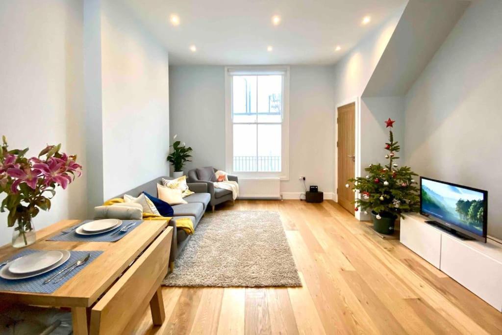 2Bdr Modern Apartment In Hammersmith West 런던 외부 사진